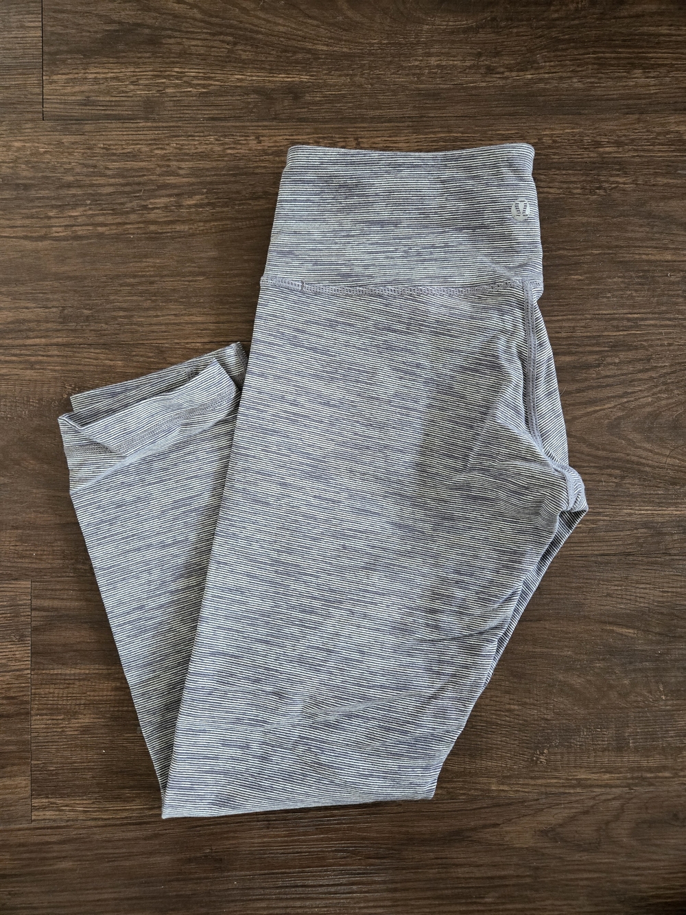 Lululemon Vintage Grey Crop Capri Leggings